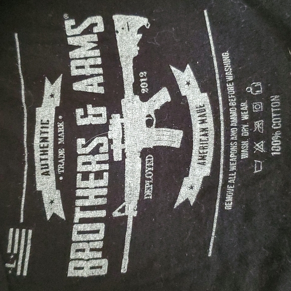 Brothers & Arms short sleeve shirt - Picture 3 of 6